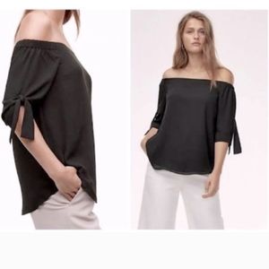 Aritzia Babaton Malik blouse black large